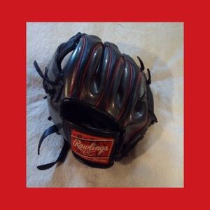 RAWLINGS 9 INCH T-BALL GLOVE IN EUC